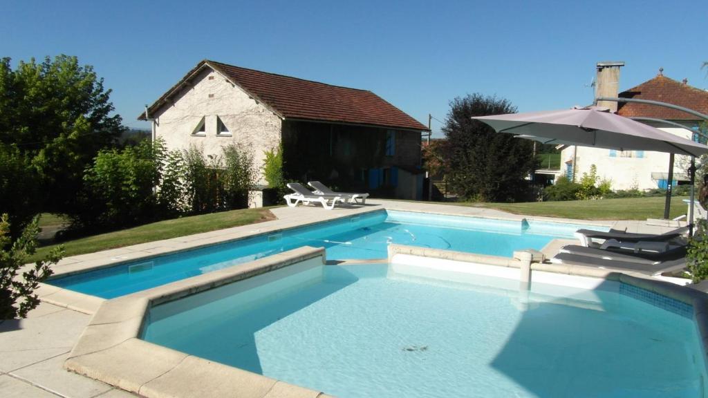 Chambres D'Hotes Domaine De Compostelle Casteide-Candau Exterior photo